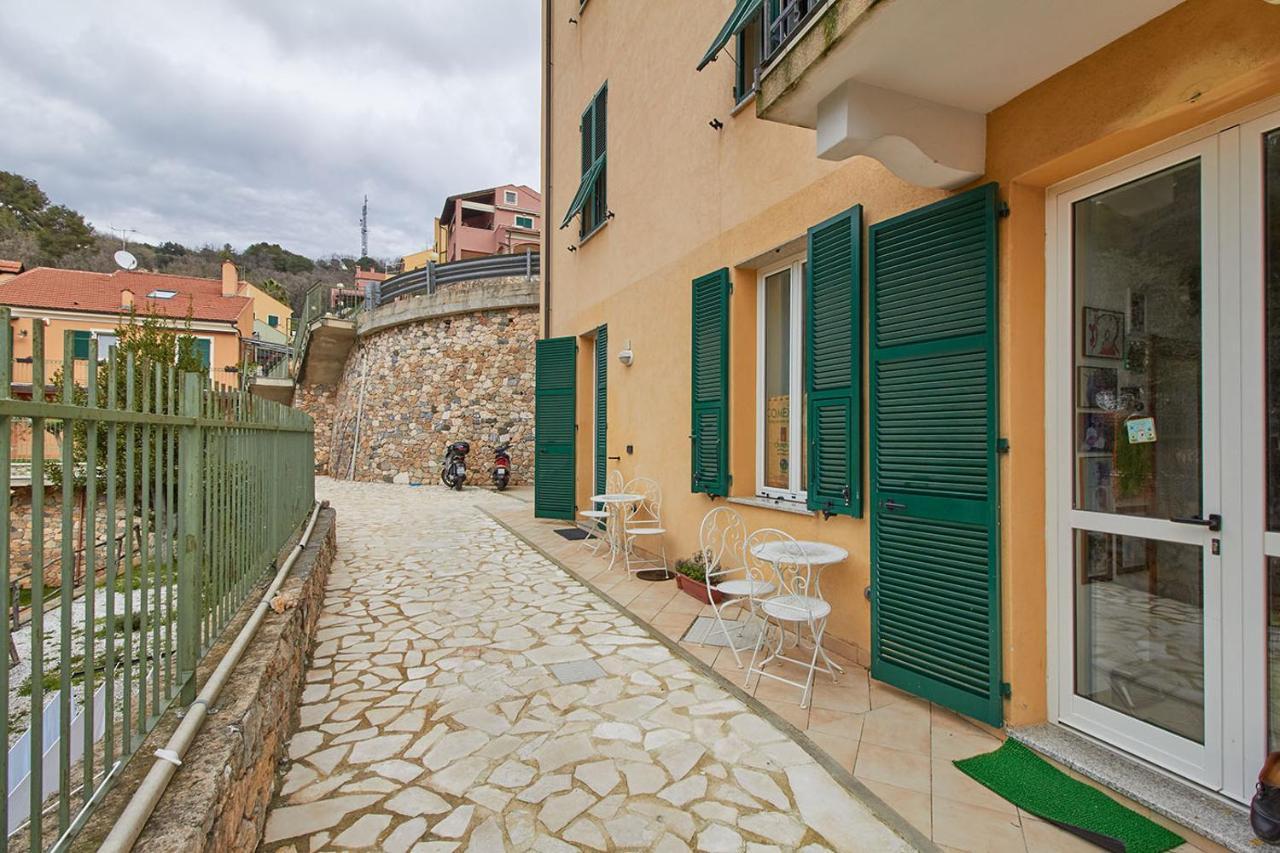 Appartamento Ulivo Finale Ligure Εξωτερικό φωτογραφία